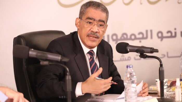 «فضفضة مهنية».. وزير الدولة للإعلام يوجه نداءً للصحفيين والإعلاميين لفتح المجال أمام مختلف الآراء