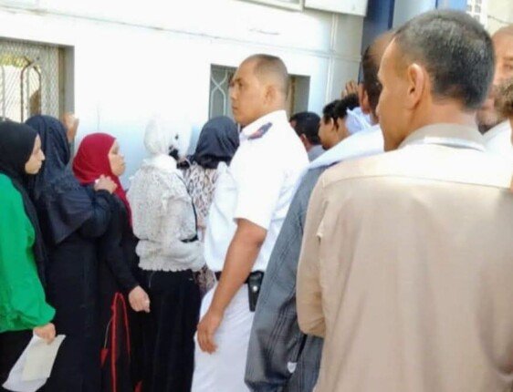 سجل مدني الفشن شباك واحد وطوابير لا تنتهي