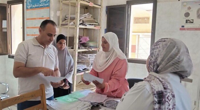 مدير صحة بني سويف يتفقد وحدتي إهناسيا الخضراء وذكي فاضل ويحيل المتغيبين للتحقيق