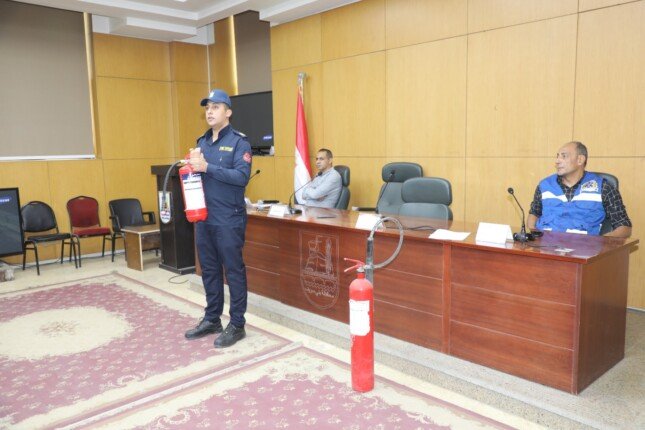 محافظة بني سويف تنفذ تجربة إخلاء كلي لديوان عام المحافظة ضمن خطة الاستعداد للأزمات والطوارئ