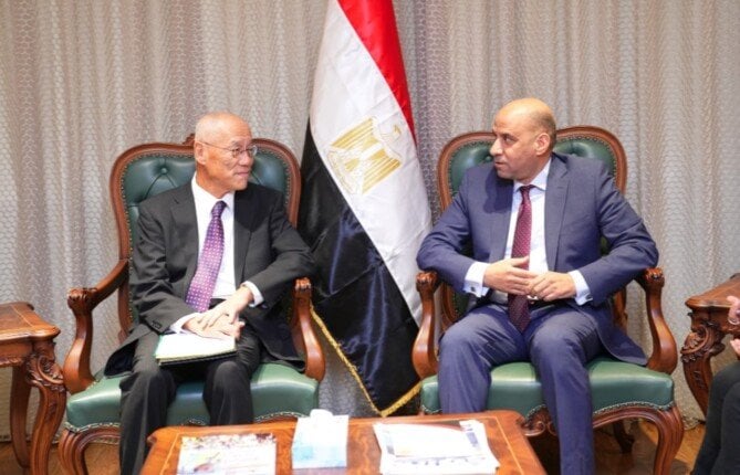 من خبرة طوكيو إلى مهارة العامل المصري.. وزير العمل والسفير الياباني يتفقان على شراكة جديدة