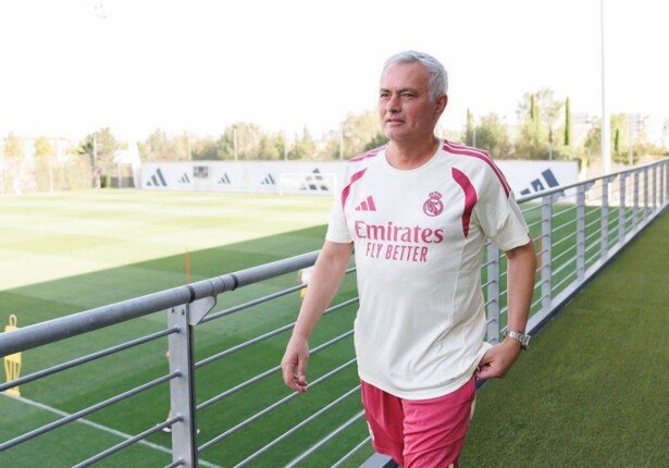 بعد فشل صفقة رودري من ريال مدريد.. مورينيو يتمسك بالتعاقد مع نجم الدوري الإيطالي