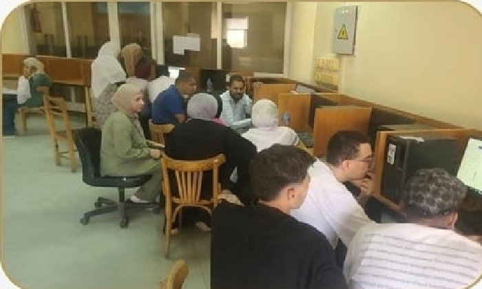 لليوم الثاني على التوالي.. معامل التنسيق تواصل استقبال طلاب المرحلة الثانية لتسجيل الرغبات