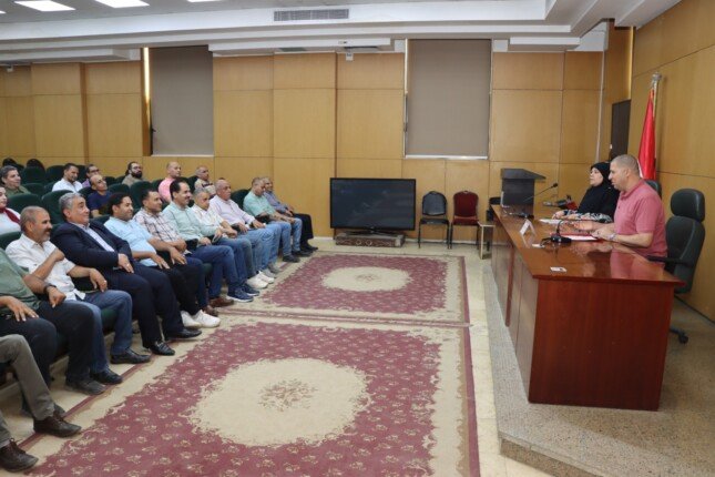 السكرتير العام ببني سويف يناقش موقف الاستجابة لـ338 شكوى حكومية خلال أغسطس