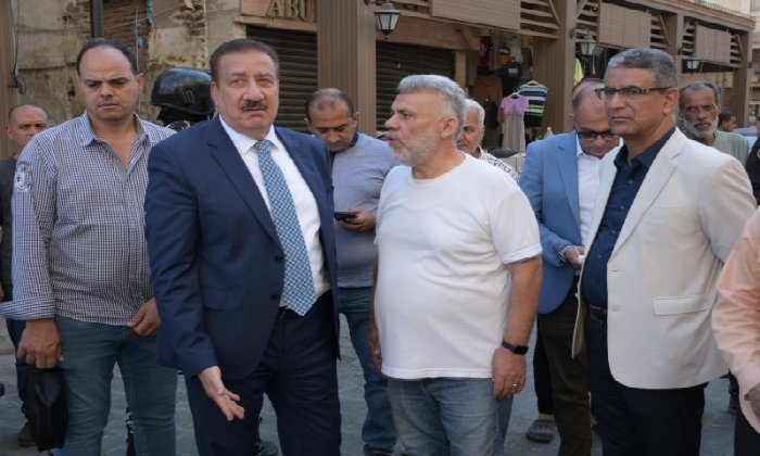 محافظ بورسعيد يتفقد أعمال تطوير شارعي «أوجيني» و«الحميدي» ويوجه بالحفاظ على الطابع التراثي