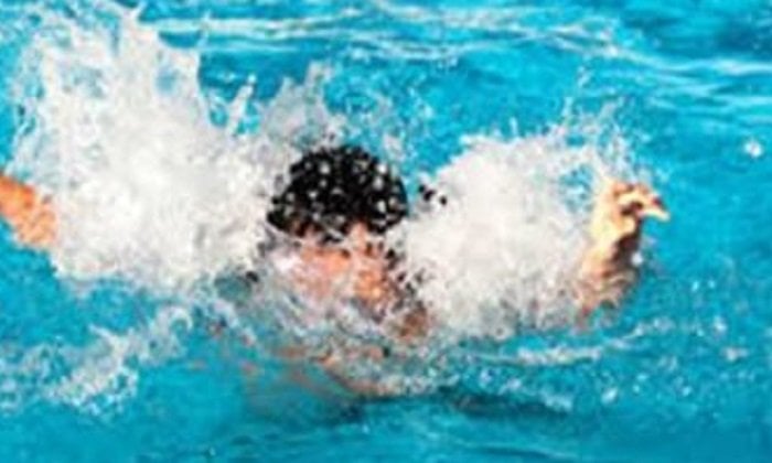 انتشال جثمان صياد غرق أثناء الصيد بمنطقة بحري في الإسكندرية
