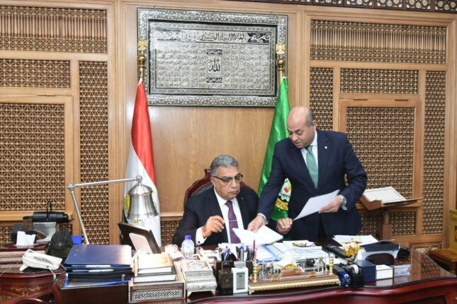 محافظ الدقهلية يوافق على تخفيض درجات القبول بالثانوى العام من 245 إلى 235 درجة