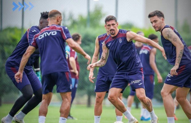تدريبات مكثفة لـ محمد صلاح في طرابزون سبور استعداداً للموسم الجديد