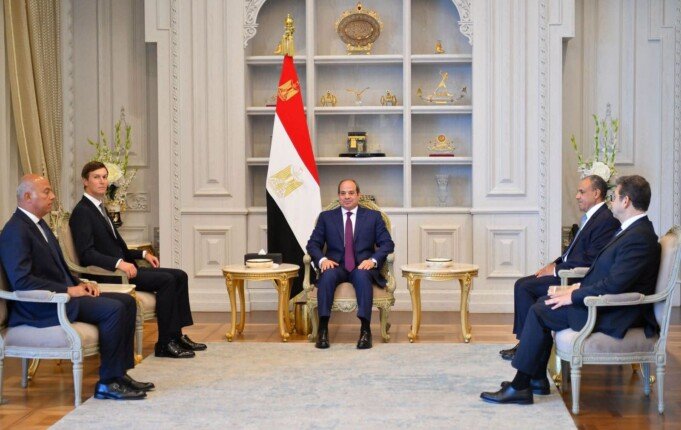 الرئيس السيسي يستقبل كوشنر صهر ترامب بحضور وزير الخارجية ورئيس المخابرات العامة