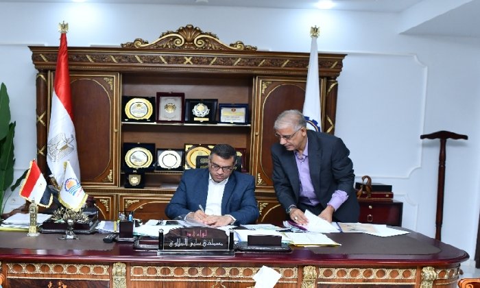 بنسبة نجاح 84.04%.. محافظ قنا يعتمد نتيجة الدور الثاني للشهادة الإعدادية 2026