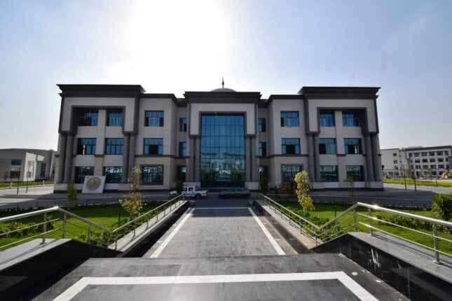 ساعات تفصل الطلاب عن غلق التقديم.. جامعة بنها الأهلية تحدد الموعد الأخير لقبول الملفات