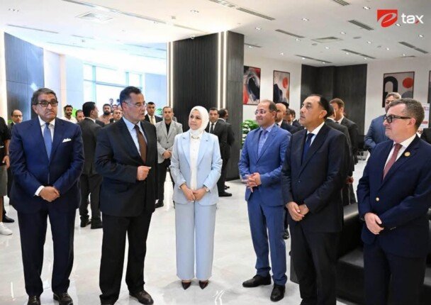 المالية: نتوسع في مراكز الخدمات الضريبية المميزة لخدمة الممولين والمستثمرين