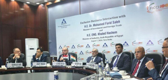 على هامش اجتماع البريكس.. وزير الصناعة يبحث التعاون مع الهند في الطاقة والكيماويات والزراعة
