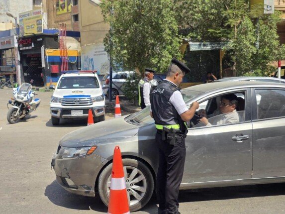 حملات مكثفة بمرور الفيوم.. ضبط مركبات مخالفة وتحرير 300 مخالفة مرورية