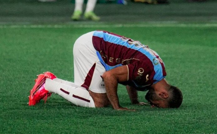 محمد صلاح يقود طرابزون سبور للفوز على باشاك شهير بثنائية في الدوري التركي «فيديو»
