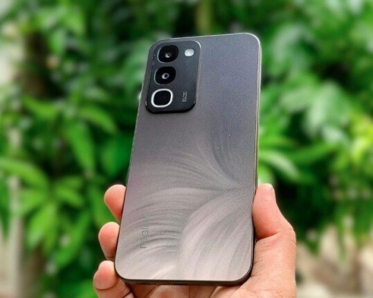 تجربة أكثر سلاسة.. كل ما تريد معرفته عن أسعار ومميزات هاتف Realme 16x