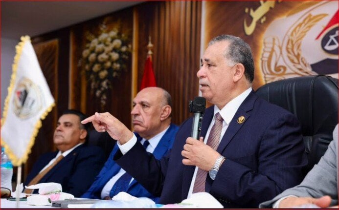 نقيب المحامين يترأس جلسة حلف اليمين للمحامين الجدد.. ويؤكد: نواجه حملات ممنهجة من المنتفعين