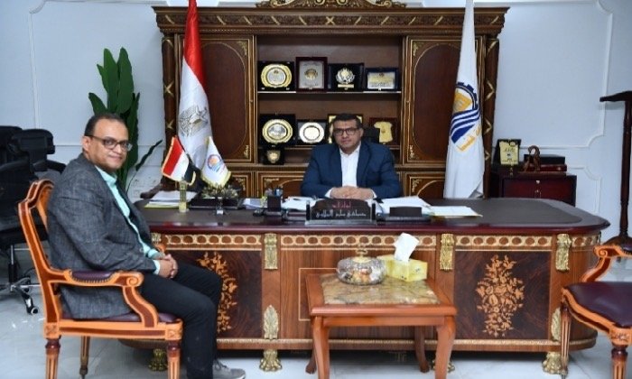 مدير «صحة قنا»: لن ندخر جهدًا لتوفير أفضل خدمة علاجية للمواطنين بجميع مراكز المحافظة