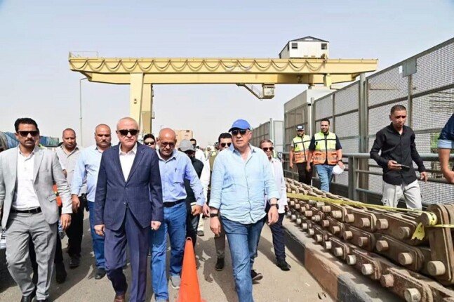 الري: الانتهاء من تأهيل 11 بوابة بمفيض قناطر إسنا وتحديث المنظومات الكهربائية والهيدروليكية