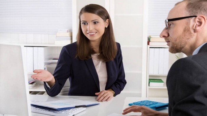10 كليات تفتح لك باب العمل في البنوك.. تخصصات مطلوبة بعيدًا عن تجارة فقط