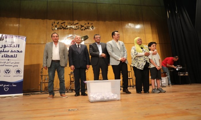 فى احتفالية نقابة الصحفيين بالمولد النبوي.. محافظ القاهرة يؤكد دور الصحافة في توعية المجتمع