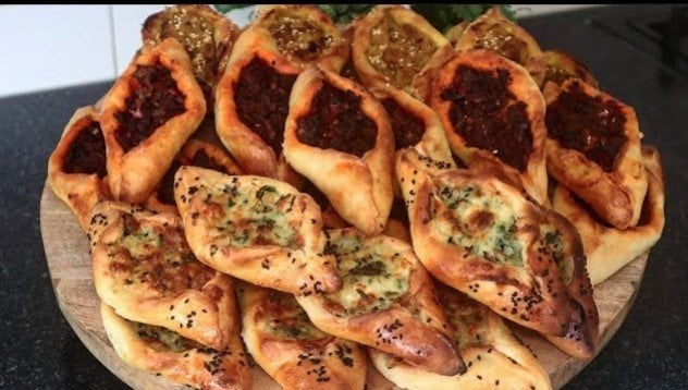 طريقة تحضير المناقيش بخطوات سهلة وبسيطة