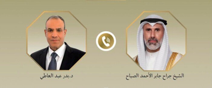 وزير الخارجية يبحث هاتفيا مع نظيره الكويتي التطورات الإقليمية