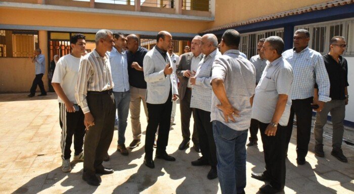 محافظ أسيوط يتفقد مدارس «المصرية الإيطالية للتكنولوجيا التطبيقية»