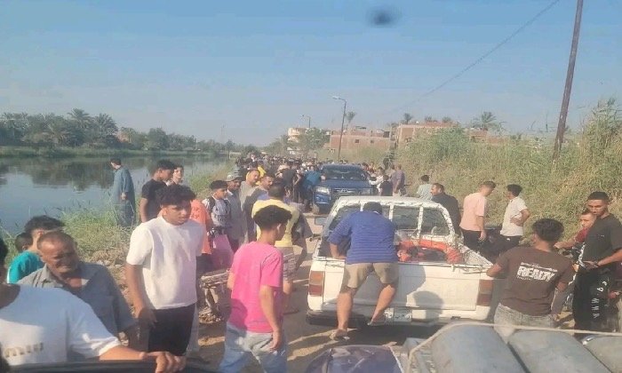 لقيا مصرعهما غرقًا.. انتشال جثماني زوجين من مصرف منية سنتا بالشرقية