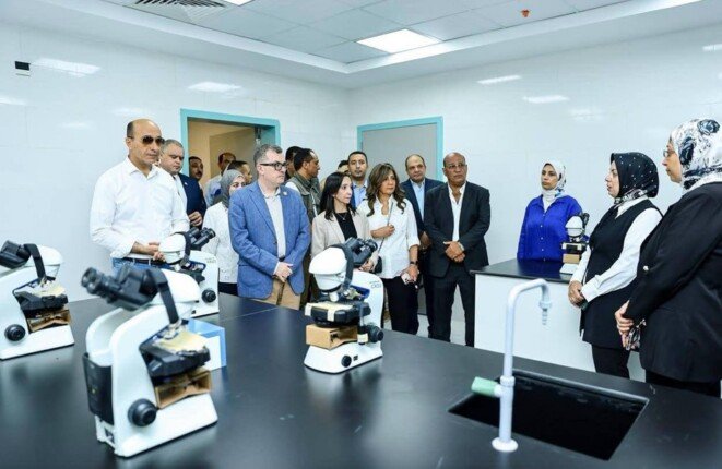 باستثمارات 4.8 مليار جنيه.. وزير التخطيط ومحافظ البحيرة يتفقدان مشروعات صحية وتعليمية وتطوير ميدان المحطة