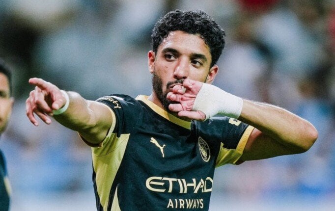 مانشستر سيتي يحدد سعر بيع عمر مرموش وسافينيو.. وتوتنهام يترقب