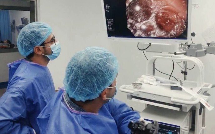 مستشفى طوخ المركزي يبدأ تشغيل خدمة مناظير الجهاز الهضمي لأول مرة