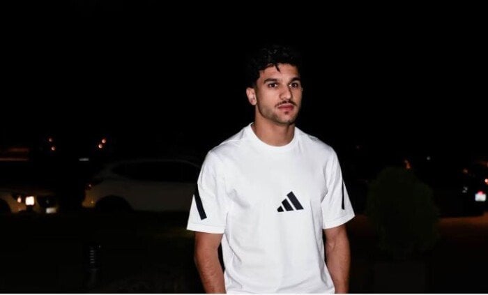 منصف بقرار: سعيد بالانضمام لمعسكر الأهلي في إسبانيا.. ومتحمس لبداية الموسم