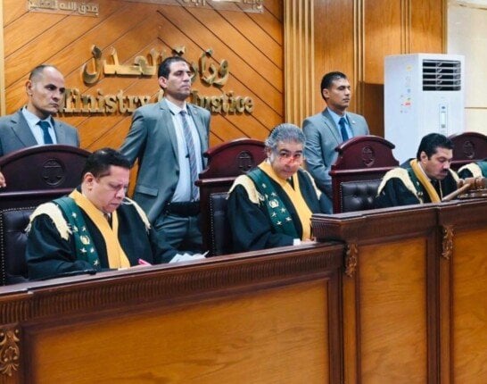 طلقها 7 مرات بسبب صوتها العالي.. محاكمة أبو حديد السبت لشروعه في قتل طليقته وحماته وزوجة شقيقها