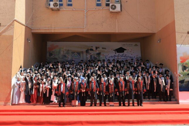 جامعة بنها تحتفل بتخريج دفعة جديدة من طلاب كلية الهندسة بشبرا