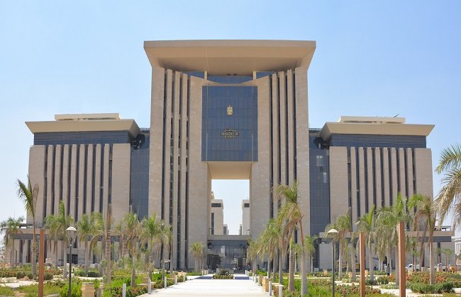عاجل| بعد واقعة القاضي المزيف.. «العدل» تشدد إجراءاتها الأمنية داخل المحاكم