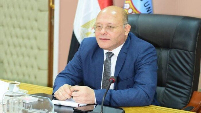 جامعة سوهاج تقرر إعفاء الطلاب ذوي الهمم والمكفوفين بالدراسات العليا من رسوم «الفصل الصيفي»