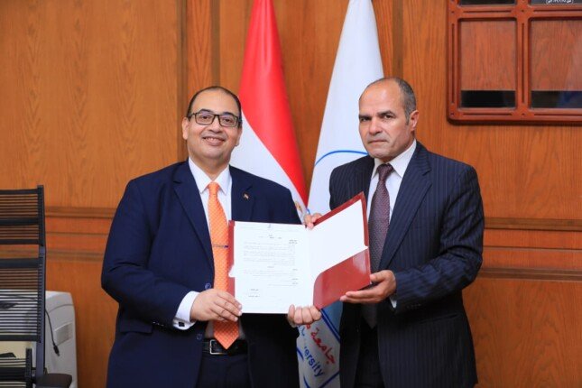 الدكتور مسعد البيطاوي قائما بأعمال عميد كلية الألسن بجامعة كفر الشيخ