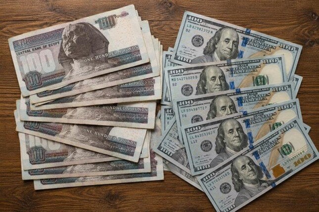 الدولار.. سعر الصرف مقابل الجنيه المصري في البنوك ومكاتب الصرافة