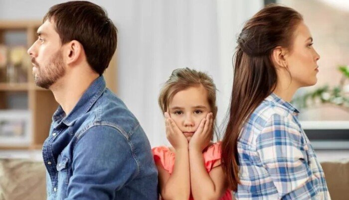 أمين الفتوى: انفصال الأب عن الأم لا ينهي مسؤوليته عن أولاده.. والإنفاق عليهم واجب شرعي