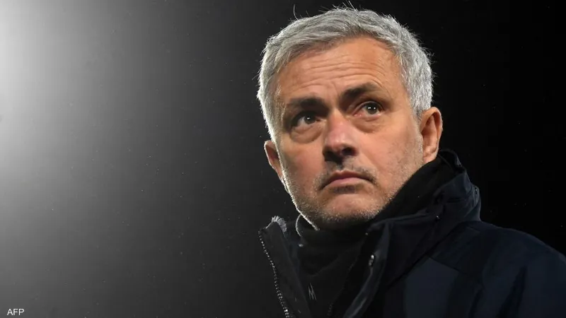 مورينيو يوجه رسالة حاسمة إلى لاعب في ريال مدريد: ابحث عن نادٍ جديد