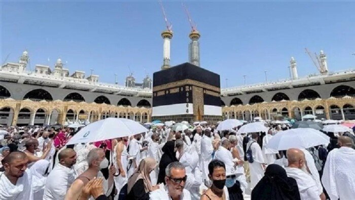 أسعار العمرة 2026.. تكلفة البرامج الاقتصادية والخمس نجوم وشروط السفر