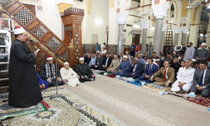 محافظ سوهاج يشهد احتفال الأوقاف بذكرى المولد النبوي الشريف بمسجد «العارف بالله»