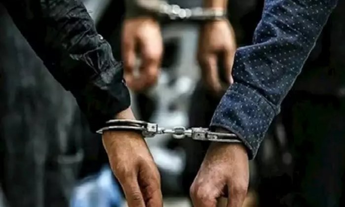 رفض تطليقها.. مشاجرة بين طبيب وأشقاء زوجته بدار السلام والأمن يتدخل