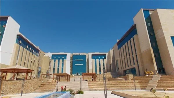 كيف يختار الطالب جامعته؟.. خبراء التعليم يضعون خريطة الطريق بين الجامعات الأهلية والخاصة