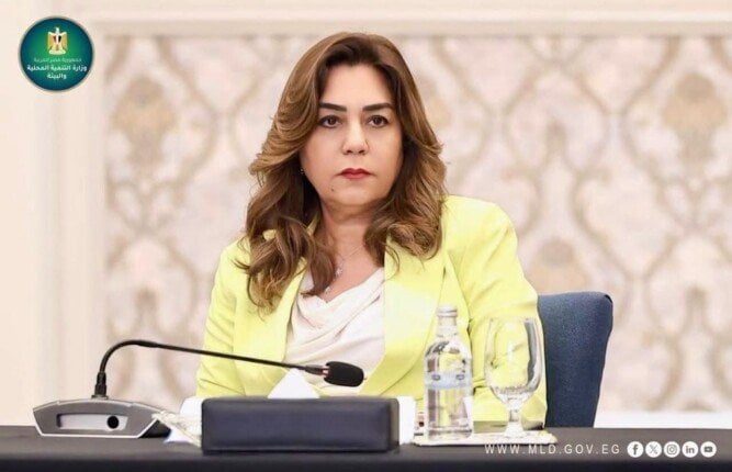 امتدت آثارها لنحو 3 كيلو مترات.. آخر تطورات جهود احتواء البقعة الزيتية برأس بدران