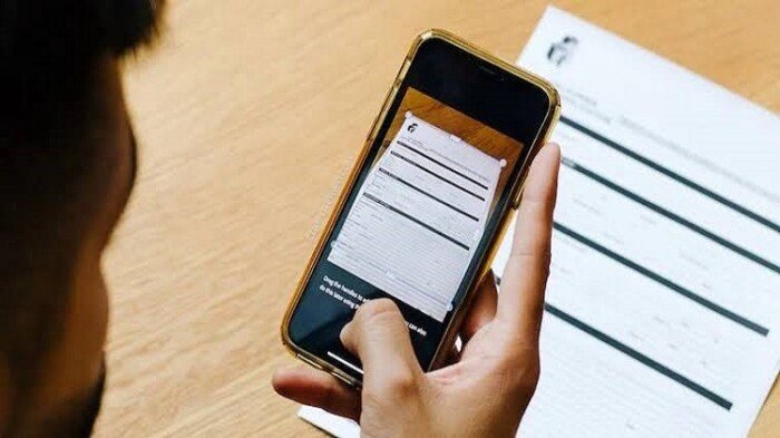 تغنيك عن التطبيقات المدفوعة.. «آيفون» توفر طرق لمسح الأوراق وتحويلها لنُسخ رقمية وملفات PDF
