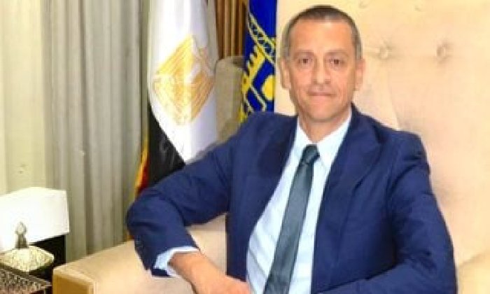 سيارات حديثة بدل القديمة.. مبادرة جديدة من محافظة أسوان لتطوير منظومة التاكسى