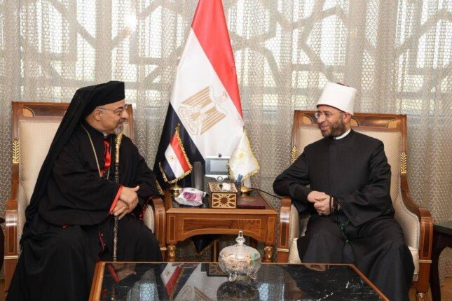وزير الأوقاف يستقبل بطريرك الأقباط الكاثوليك لبحث آفاق التعاون المشترك