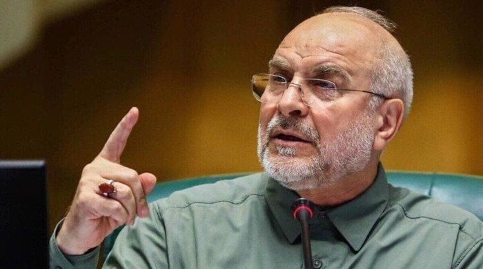 رئيس البرلمان الإيراني يصعّد: لن نسمح ببيع نفط المنطقة إذا مُنعت إيران من تصدير نفطها